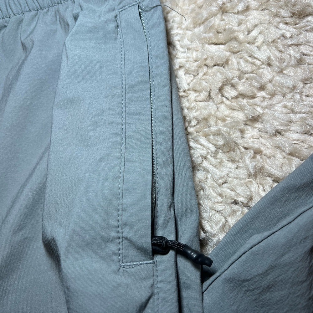 Men's Gray Pants - Picture 4 of 7